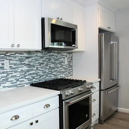 Balboa Paradise - Renovated Coastal Haven